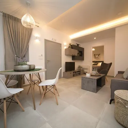 Kamara Santorini Villa *