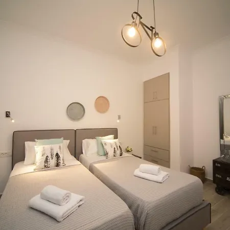 Kamara Santorini Kamári
